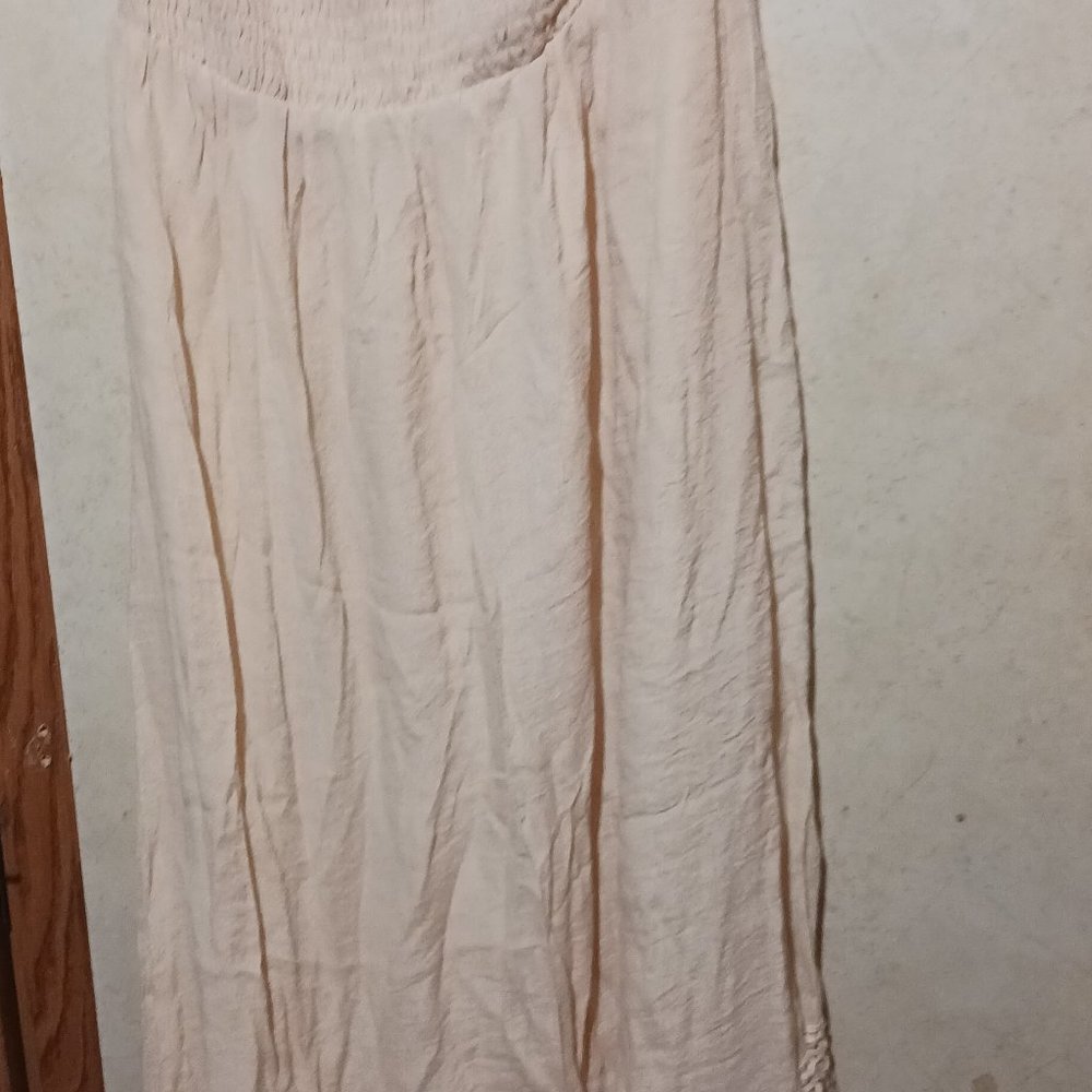 Ivory strapless gown Medium